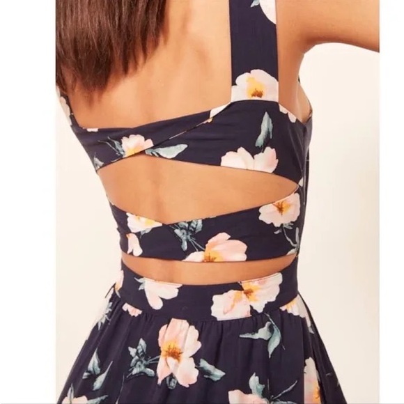 Reformation Dress XS Lani style - Picture 2 of 3